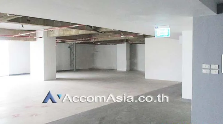 unit Office space For Rent in Silom, Bangkok  near MRT Hua Lamphong (AA15621)